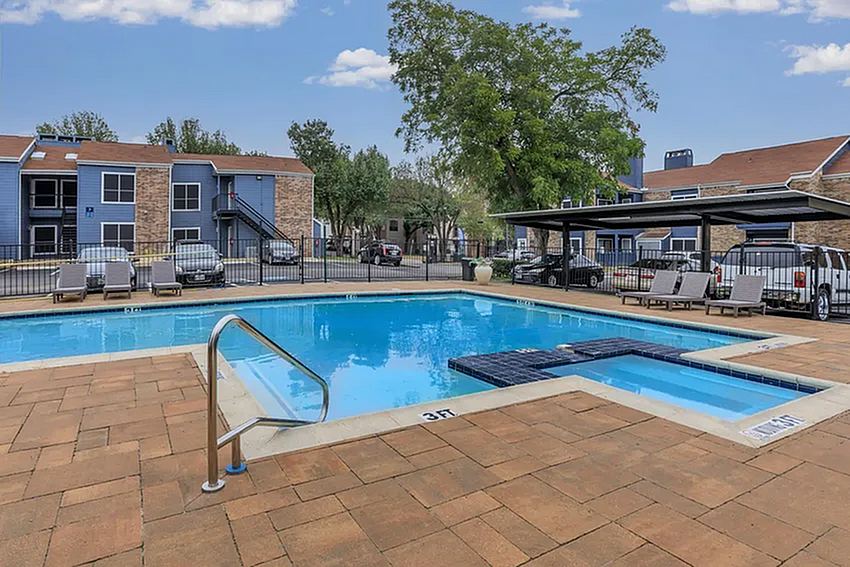 Prime at Lake Highlands - Photo 4 of 17