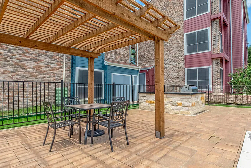 Prime at Lake Highlands - Photo 5 of 17