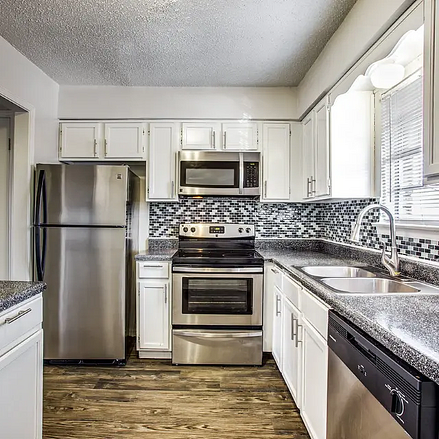 The Burgundy Apartments - Photo 3 of 17