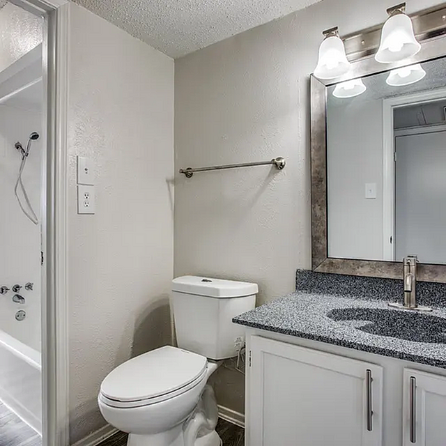 The Burgundy Apartments - Photo 7 of 17