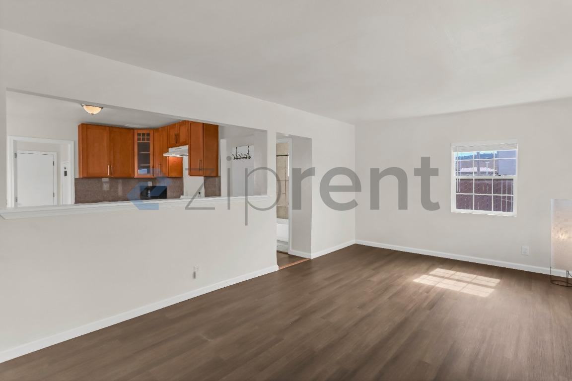 3817 Waller Ave - Photo 7 of 32