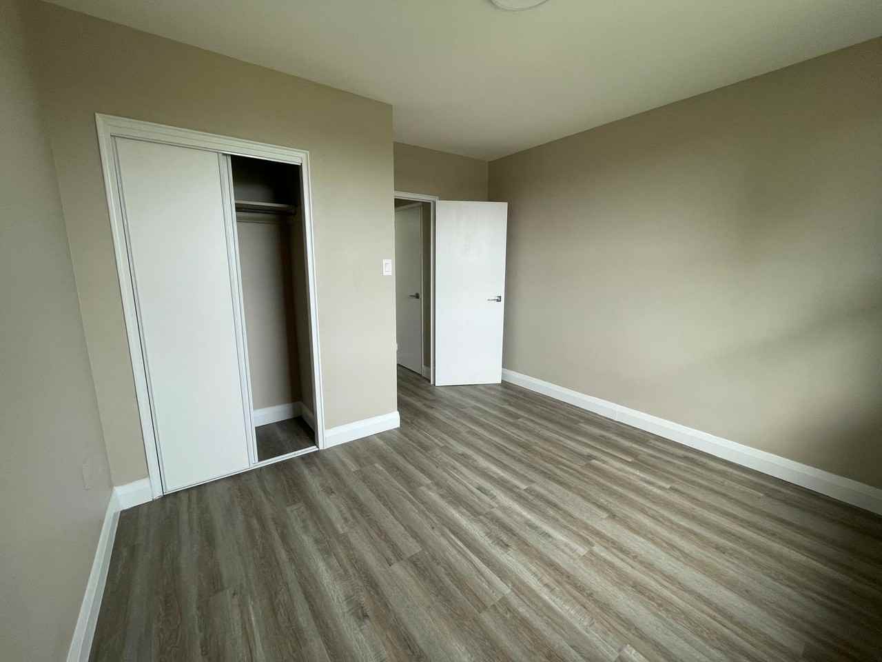 50 Eccleston Drive - Photo 3 of 19