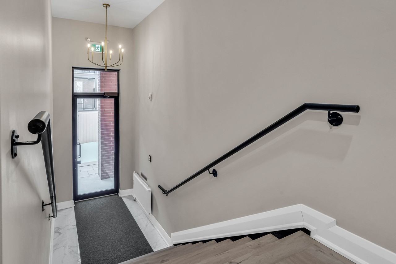 58 Florence - Photo 2 of 50