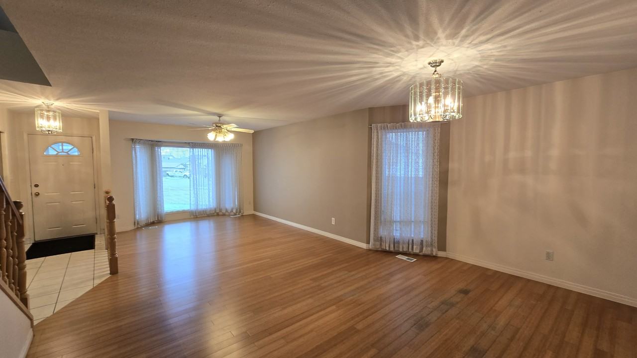 16524 99 St Nw - Photo 6 of 24