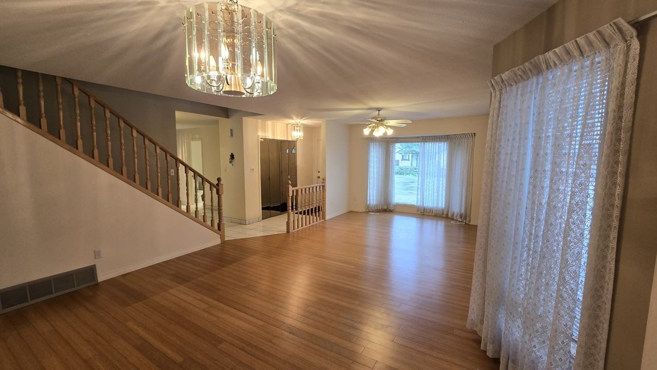 16524 99 St Nw - Photo 7 of 24