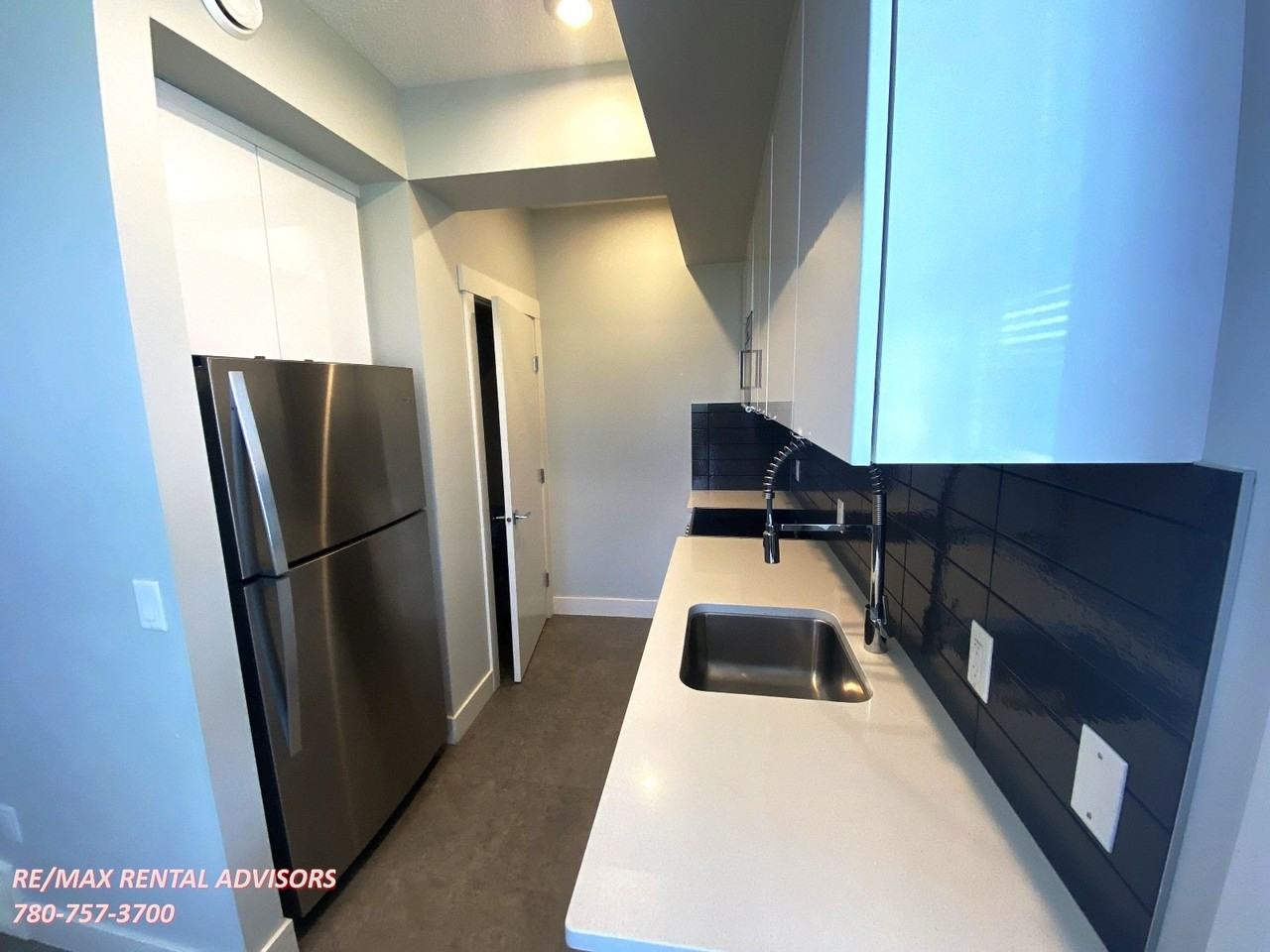 #70 446 Allard Boulevard Southwest - Photo 4 of 19