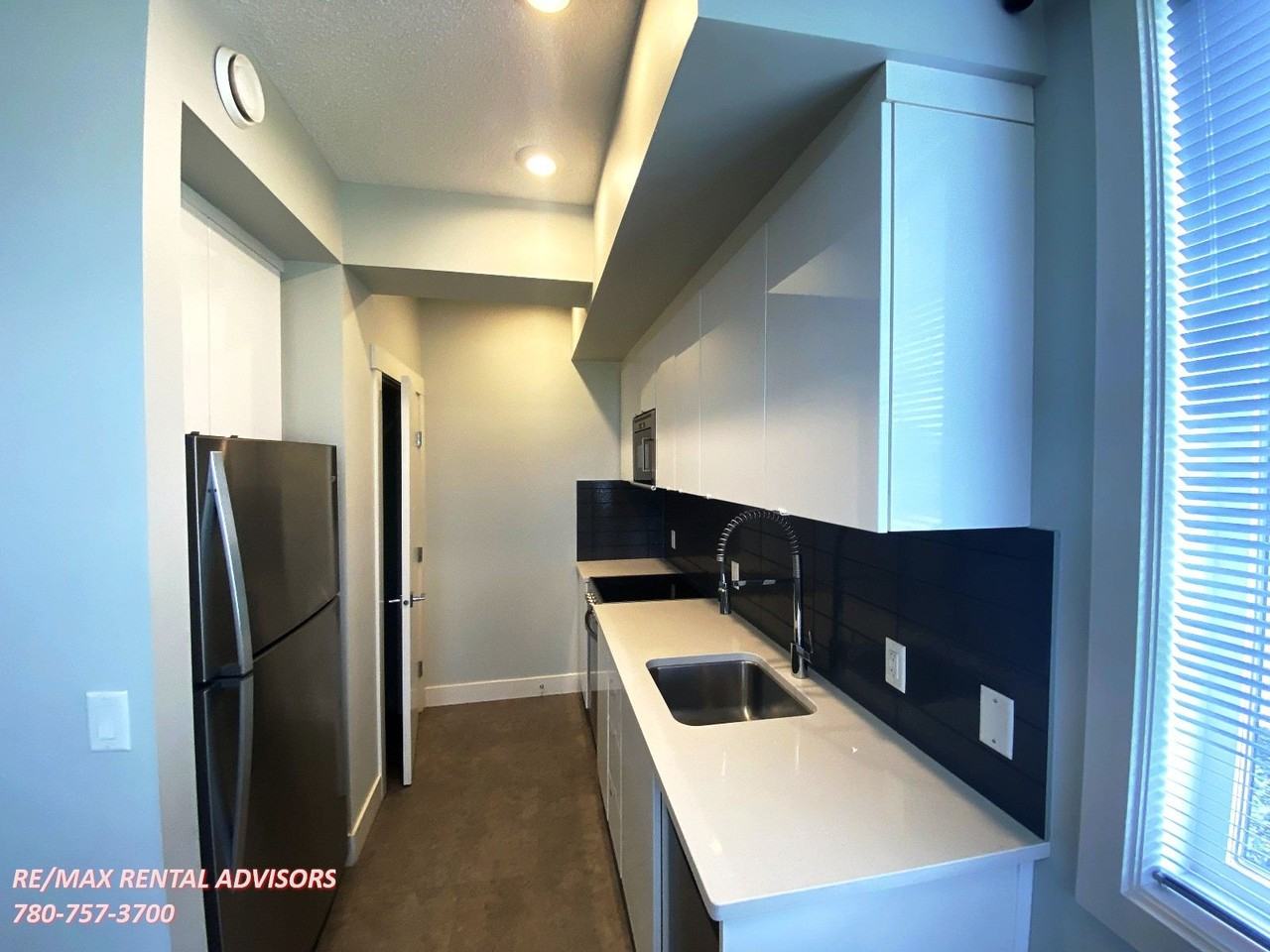 #70 446 Allard Boulevard Southwest - Photo 5 of 19