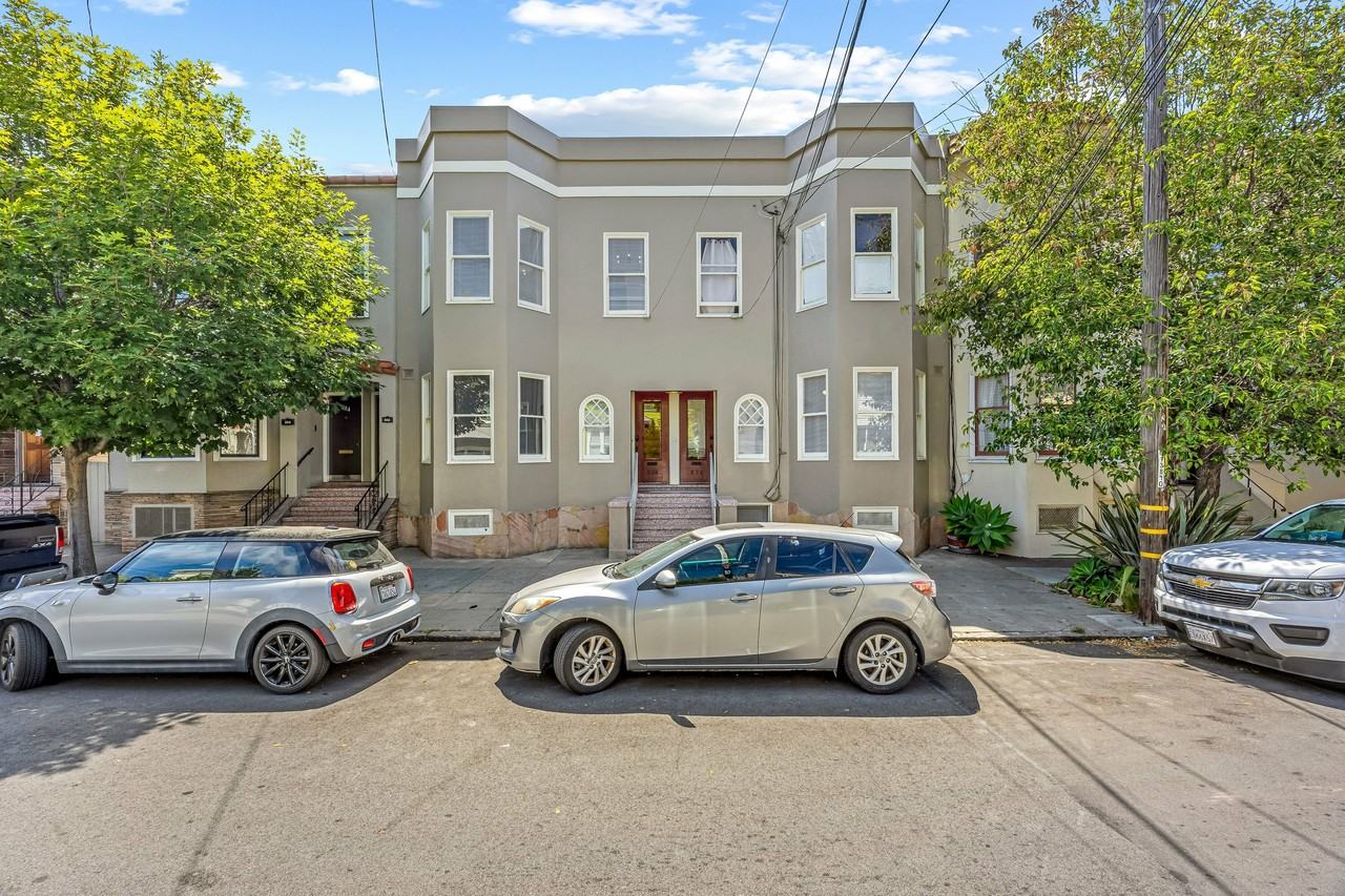 834 York St #834 - Photo 2 of 29