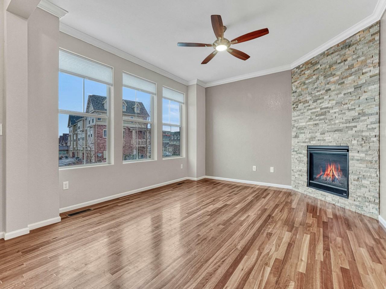 10321 Bellwether Ln - Photo 6 of 39