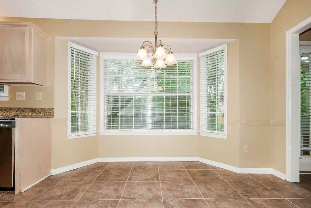 8652 Sunnyvale St N - Photo 7 of 16
