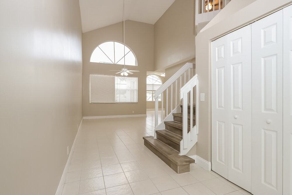 7673 Springfield Lake Dr - Photo 4 of 17