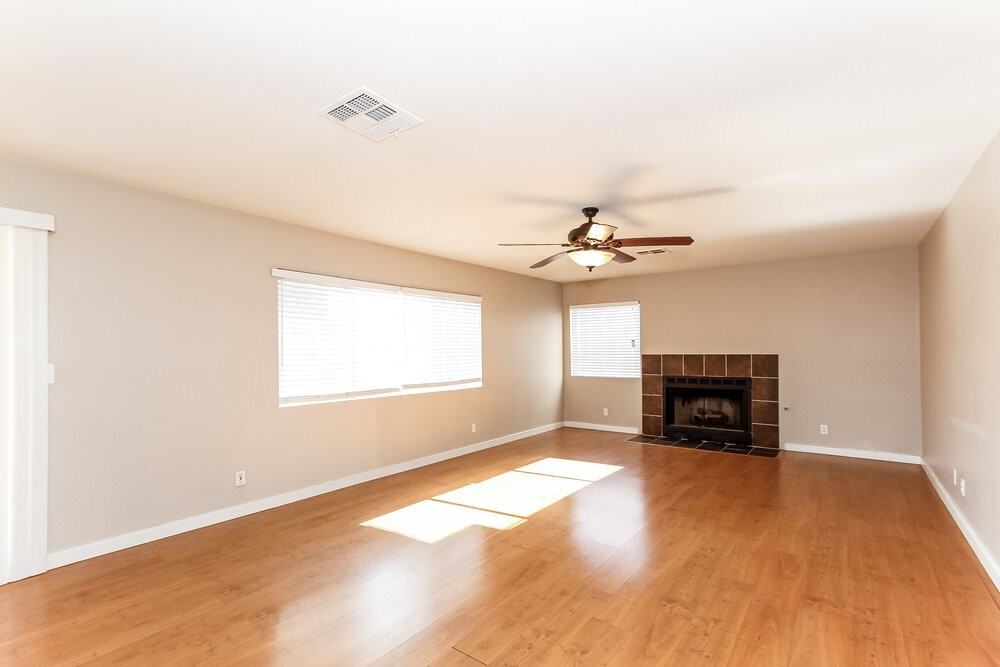 13 Sunmist Dr - Photo 4 of 16