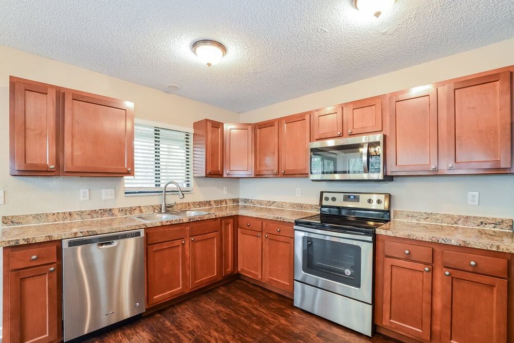 321 Alba Ln - Photo 6 of 16