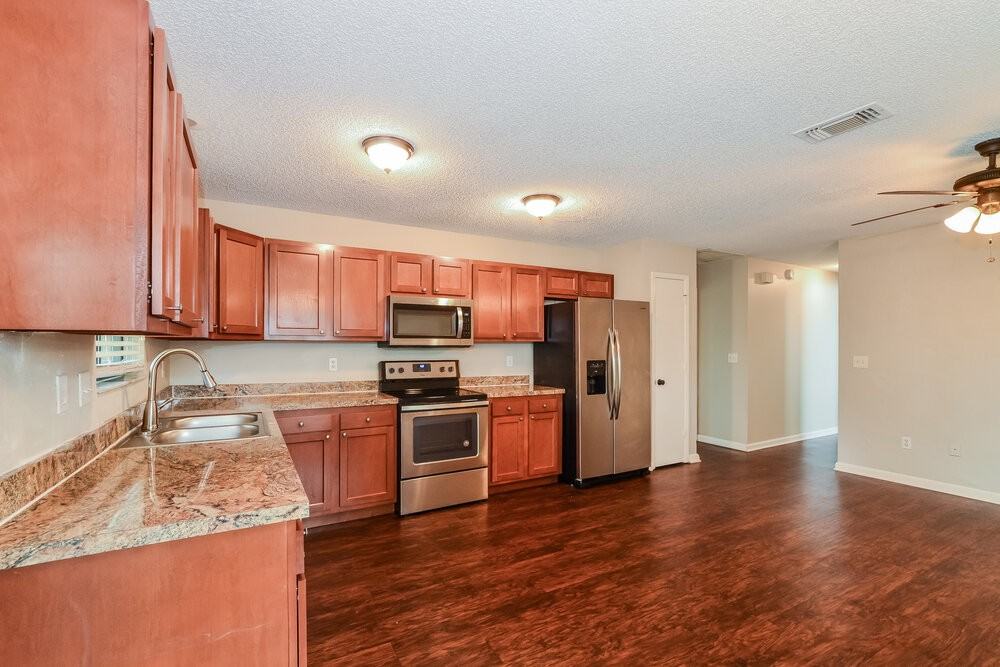 321 Alba Ln - Photo 7 of 16