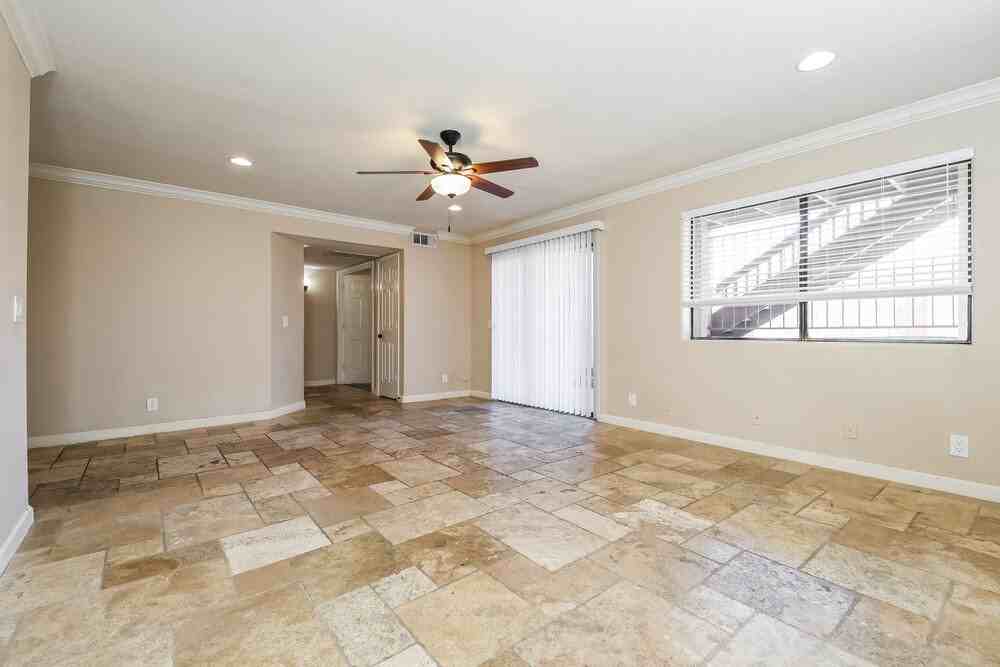 1522 W Del Rio St - Photo 6 of 18