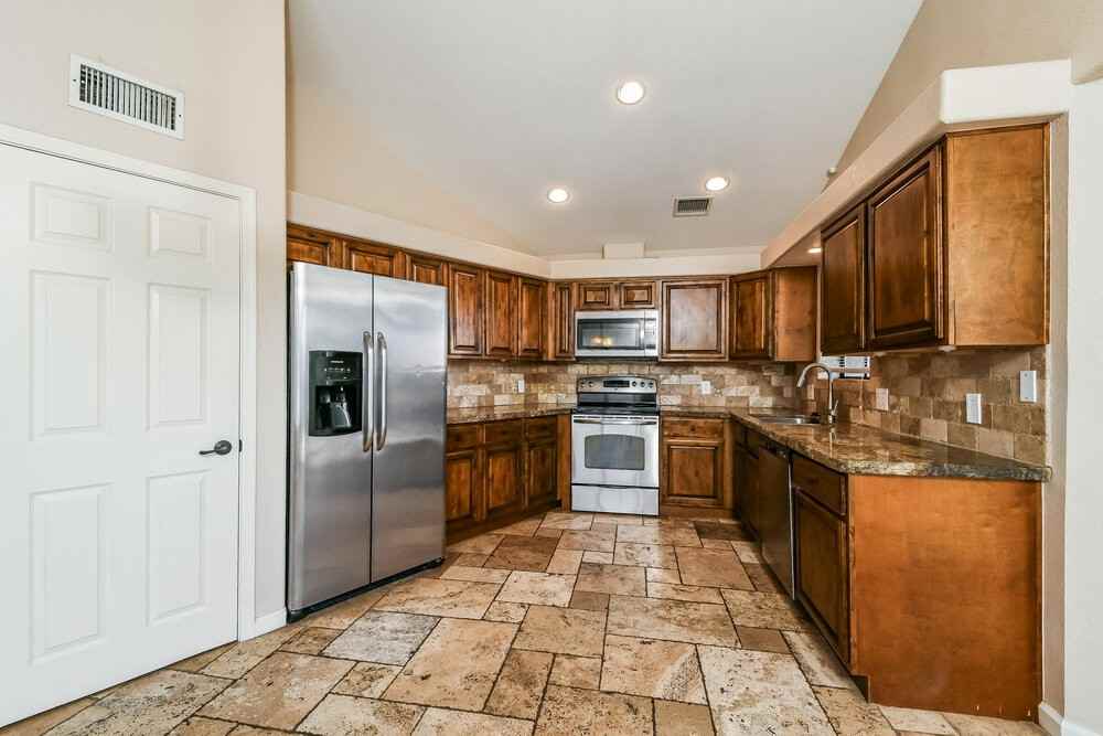 1522 W Del Rio St - Photo 7 of 18