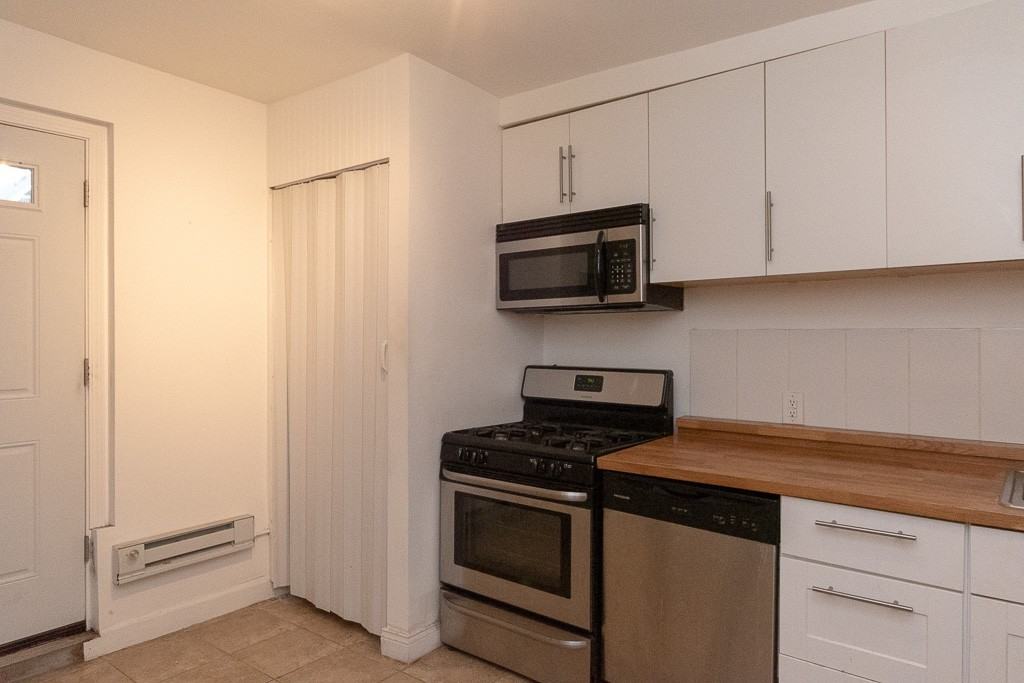 3511 W Dickens Ave #1 - Photo 6 of 21
