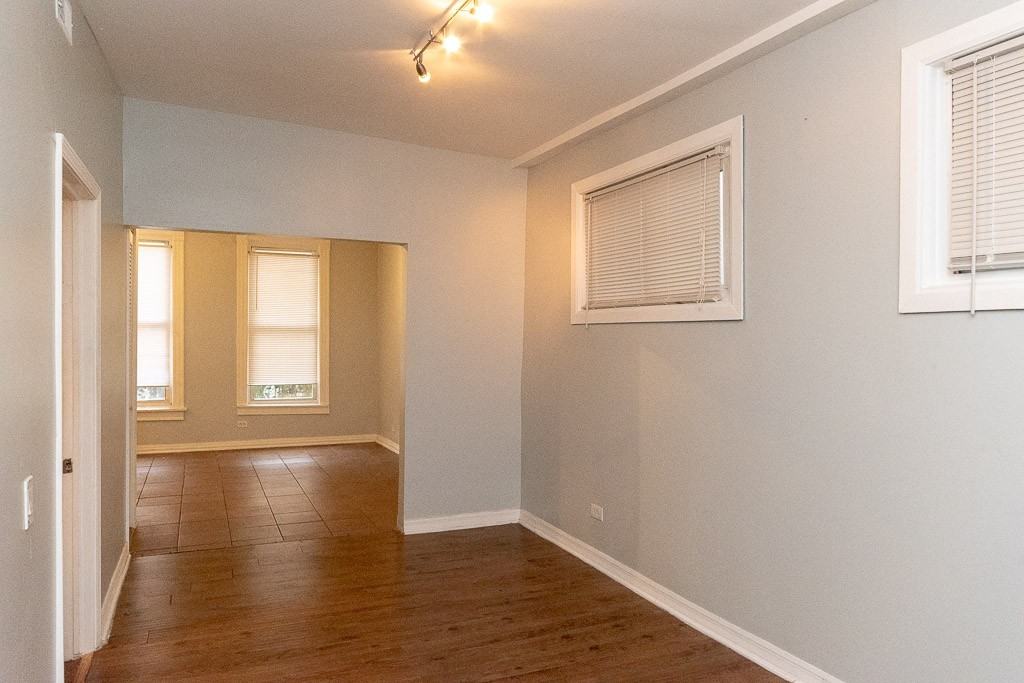 3511 W Dickens Ave #1 - Photo 7 of 21