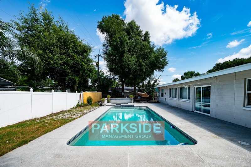 1116 Berwyn Rd - Photo 4 of 36