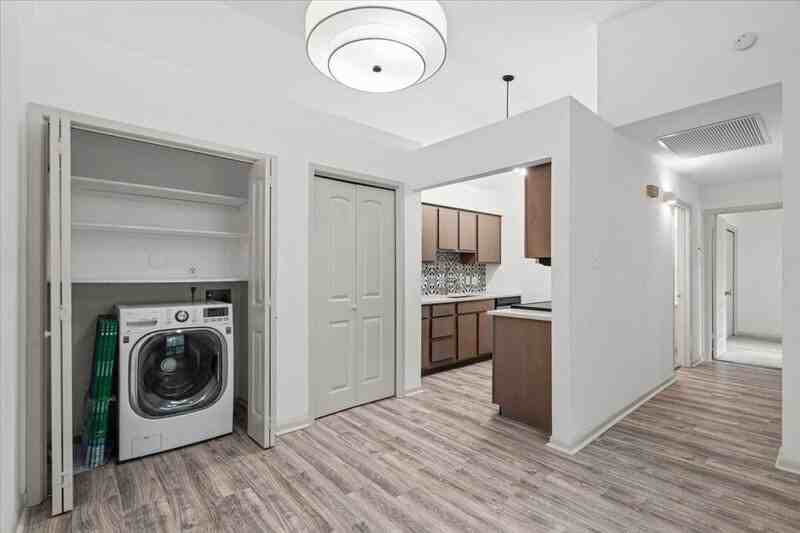 1705 Crossing Pl #114 - Photo 6 of 19
