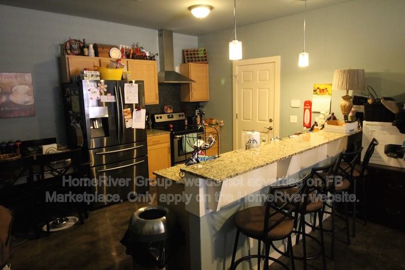 612 Rosemoor Ct - Photo 3 of 12