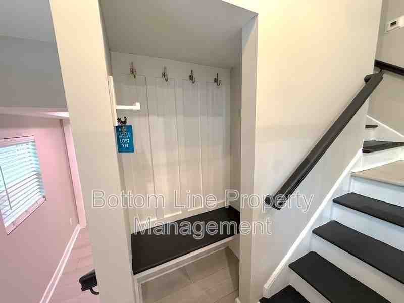 4117 Oak Forest Dr - Photo 4 of 27