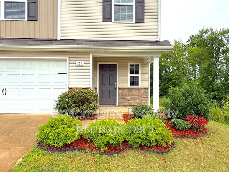 169 Wellshire Dr - Photo 2 of 22