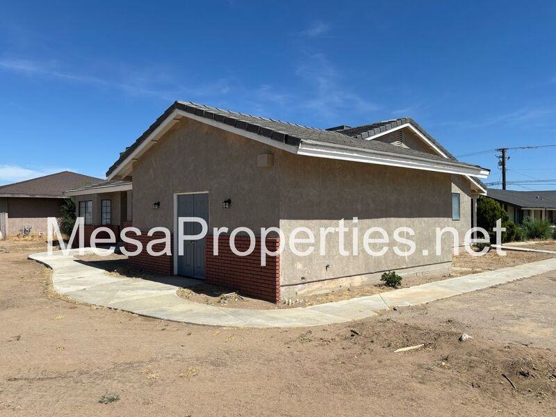15717 Bear Valley Rd - Photo 3 of 21