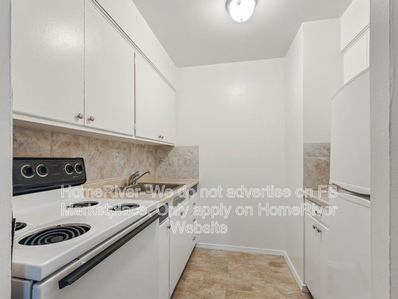 634 E 23rd Ave #D - Photo 7 of 19