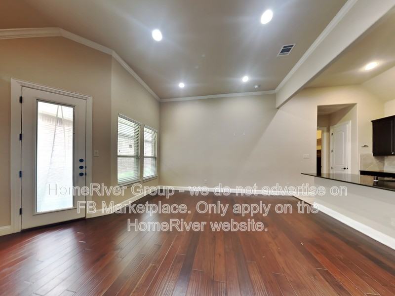 571 Cotley Dr - Photo 2 of 28