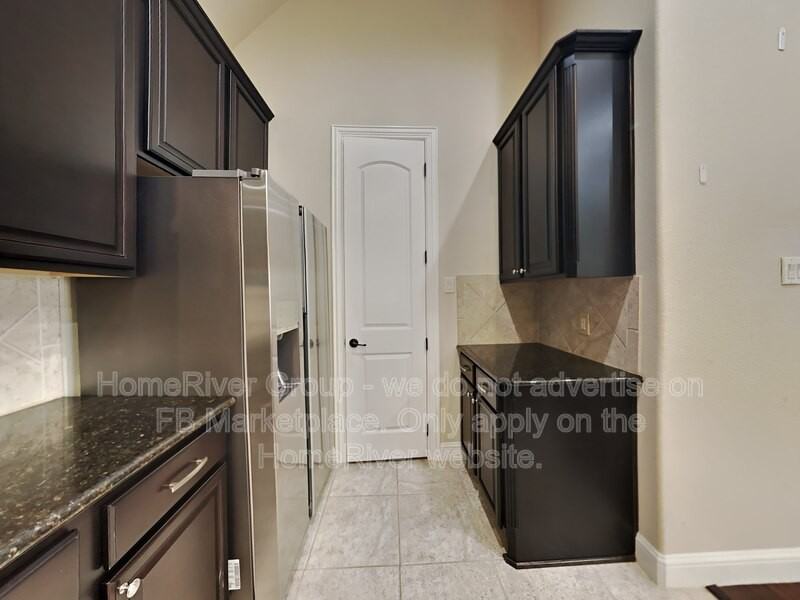 571 Cotley Dr - Photo 7 of 28