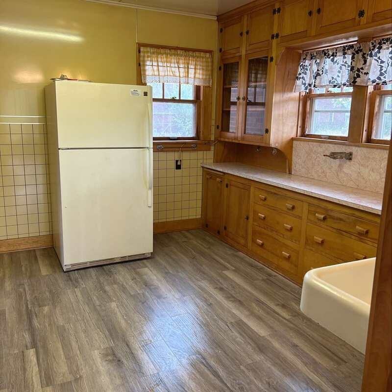 3594 Oregon St - Photo 3 of 17