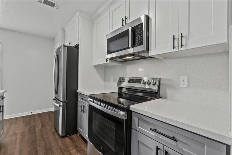 2106 Saint Lucia Calle - Photo 5 of 33