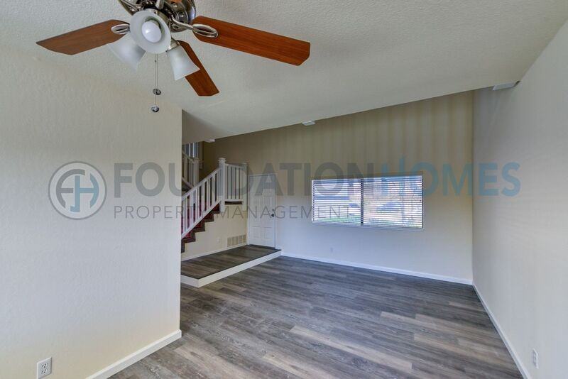 404 San Marin Dr - Photo 5 of 50