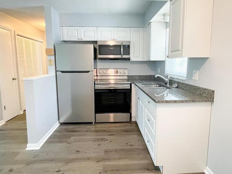 1265 Pierce St - Photo 4 of 25