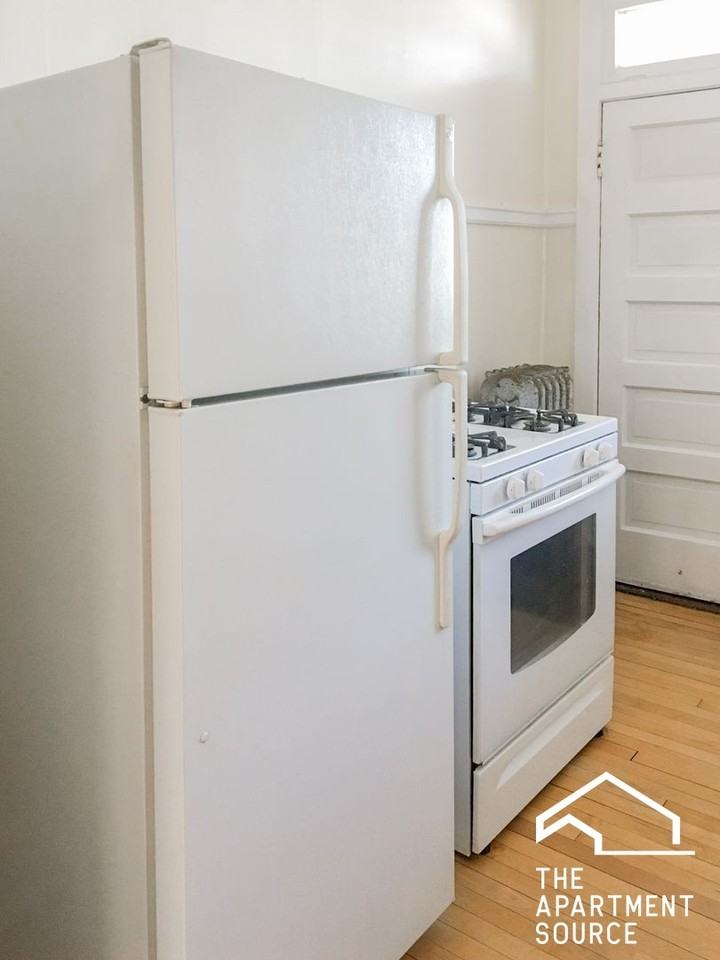 3821 N Lawndale Ave #3 - Photo 2 of 10