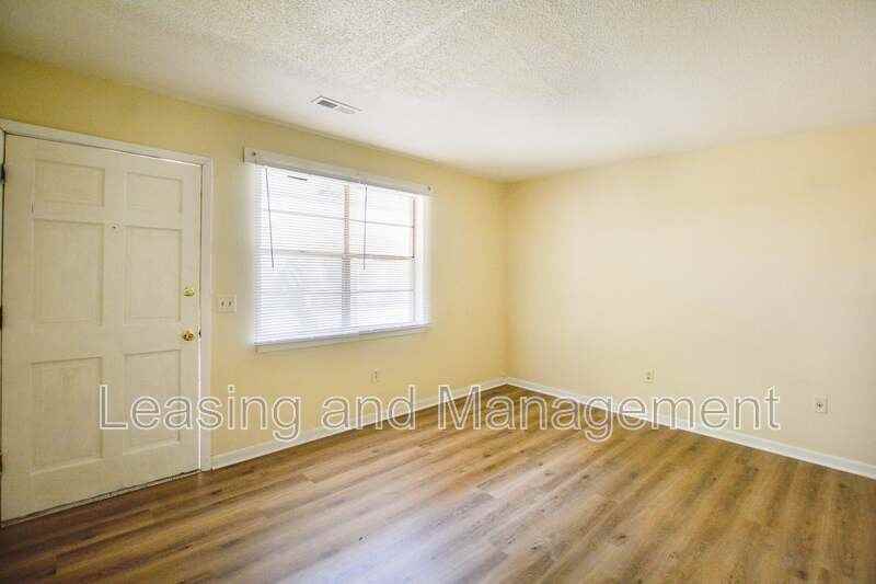 1611 Jessamine Rd #1C - Photo 4 of 11