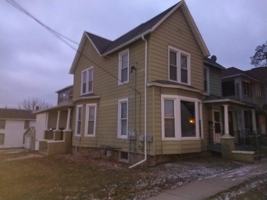 featured image of 303 1/2 W Galena Ave