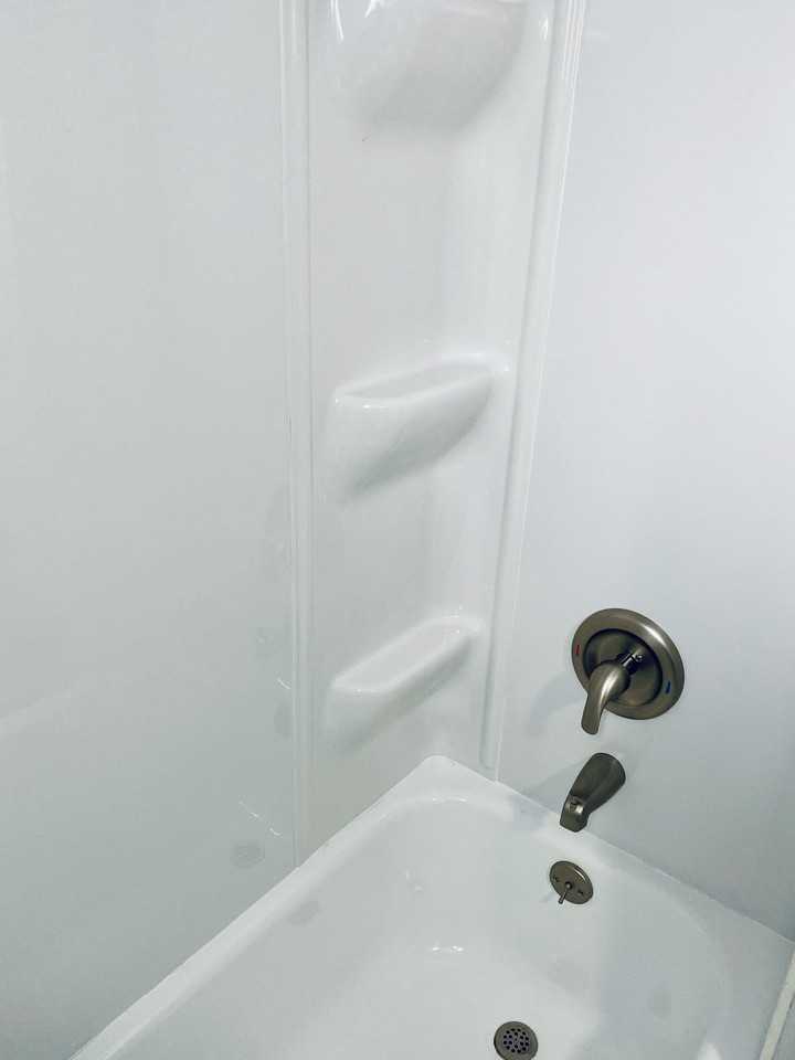 109 West Illinois Street - Photo 7 of 20