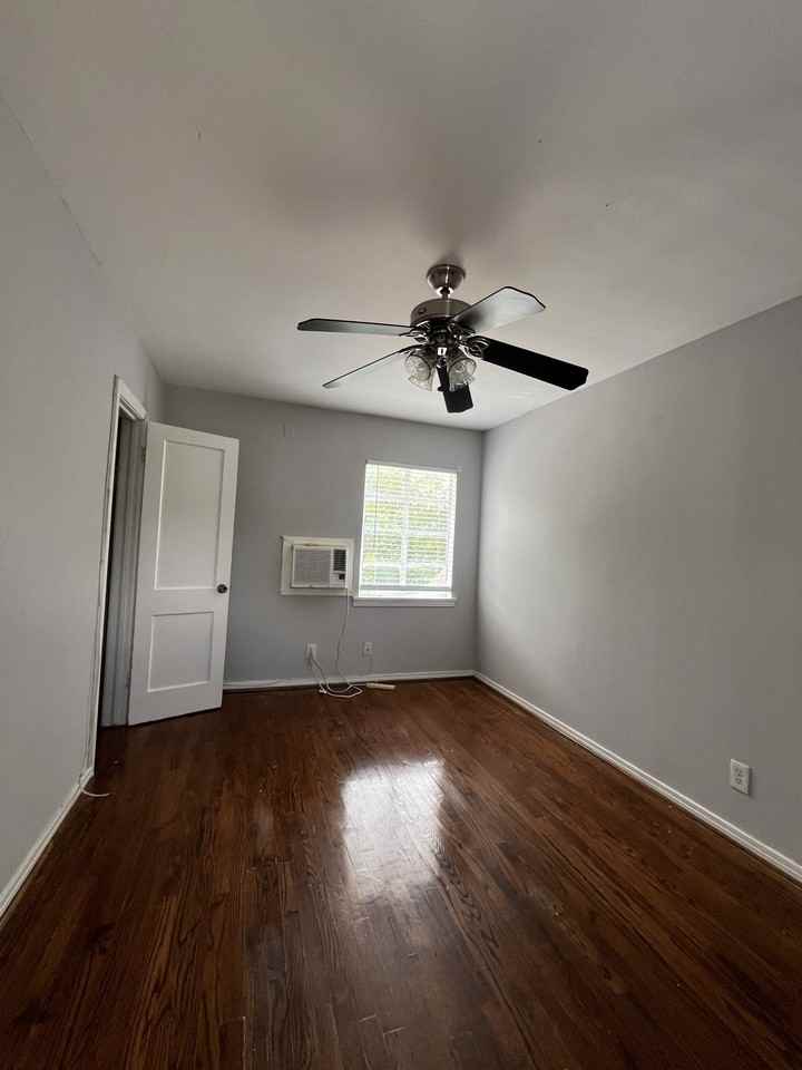 4818 Junius Street - Photo 2 of 2