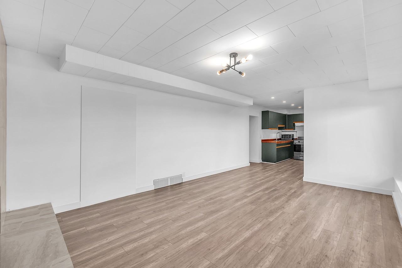 637 Alpine Court - Photo 7 of 29