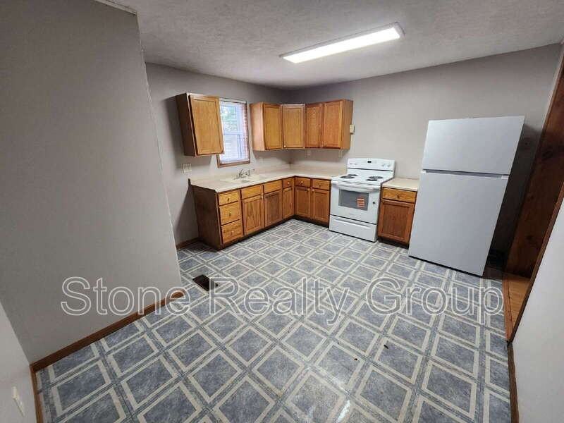 1416 8th Ave - Photo 4 of 11