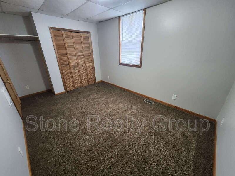 1416 8th Ave - Photo 5 of 11