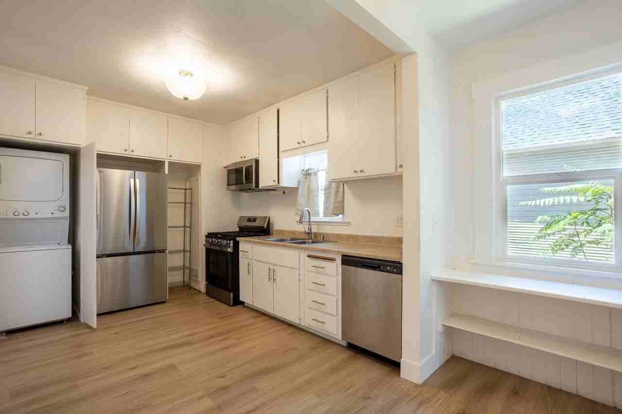 1012 Broadway St. - Photo 5 of 11