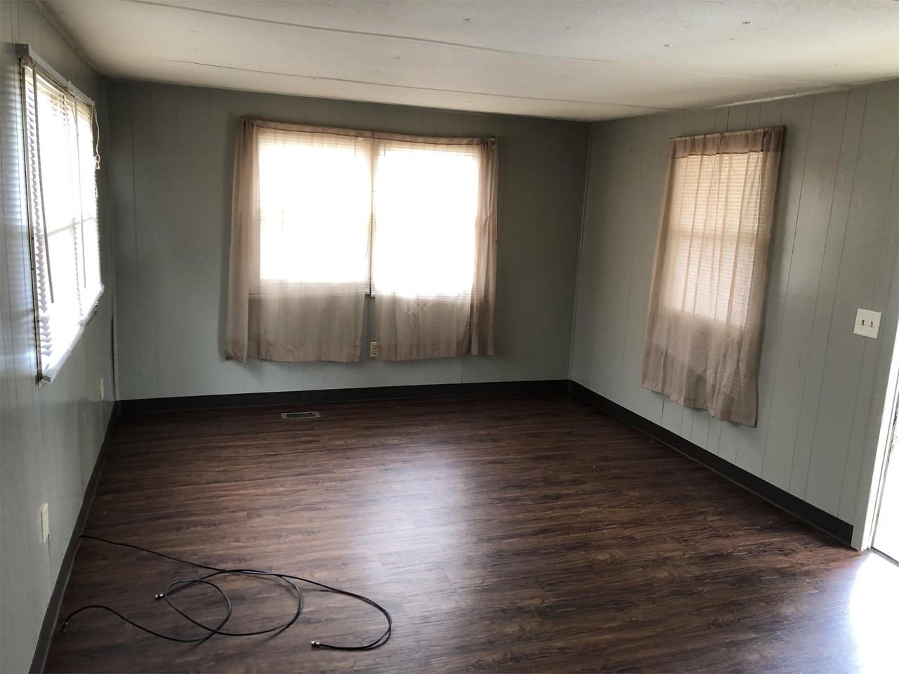 Evergreen Apartment Homes - Photo 3 of 4