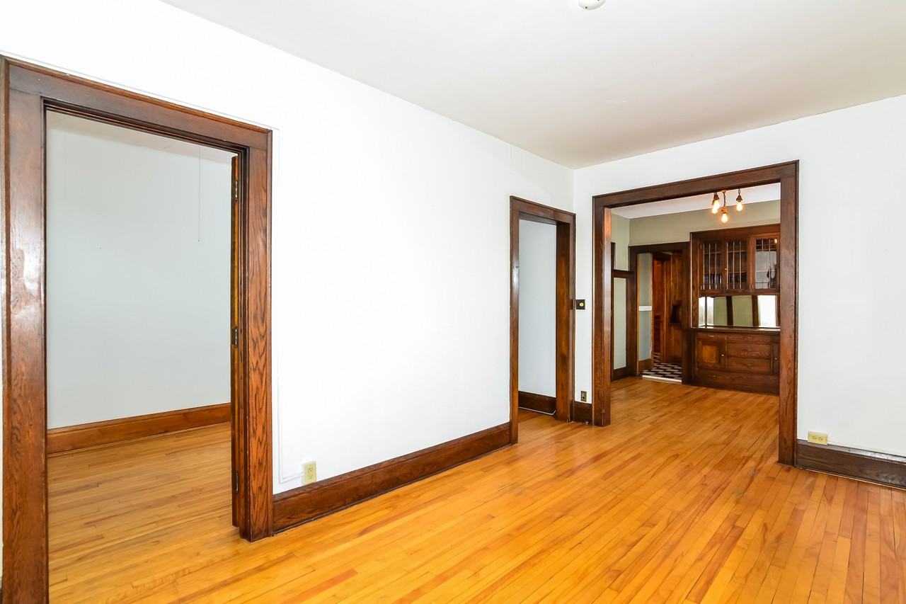 2202 Hennepin Avenue - Photo 7 of 23