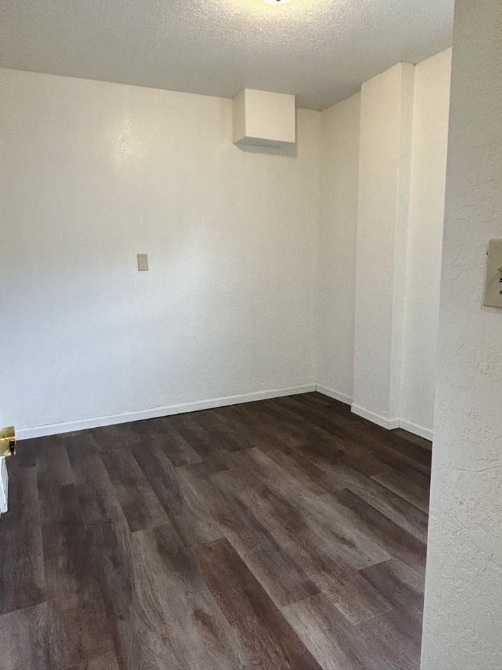 3748 4th Avenue East - Photo 7 of 8