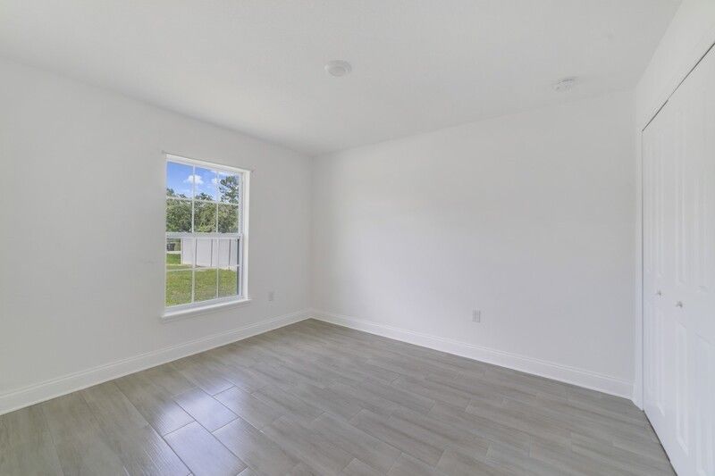 417 St Johns Ln - Photo 4 of 13