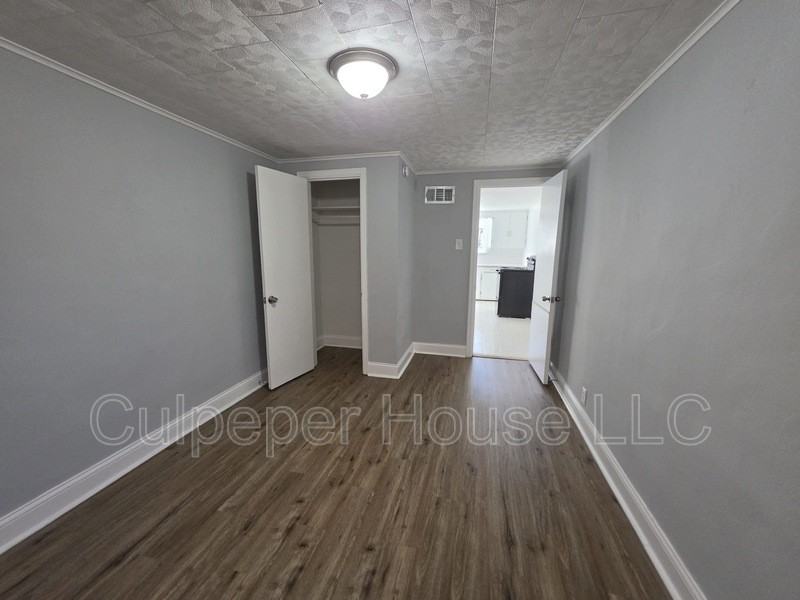 2207 W Laskey Rd - Photo 4 of 6
