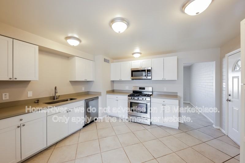 11211 W Missouri Ave - Photo 7 of 18
